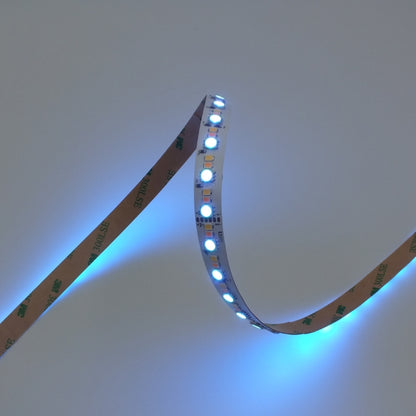 24V RGB+CCT LED-Streifen mit 210 LEDs/m